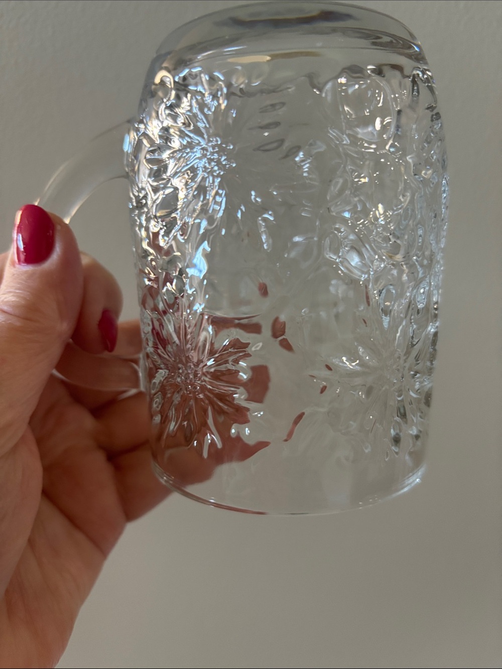 Princess House Fantasia Clear Glass Etched Mugs with Poinsettia Design Set of 6 - Picture 2 of 3